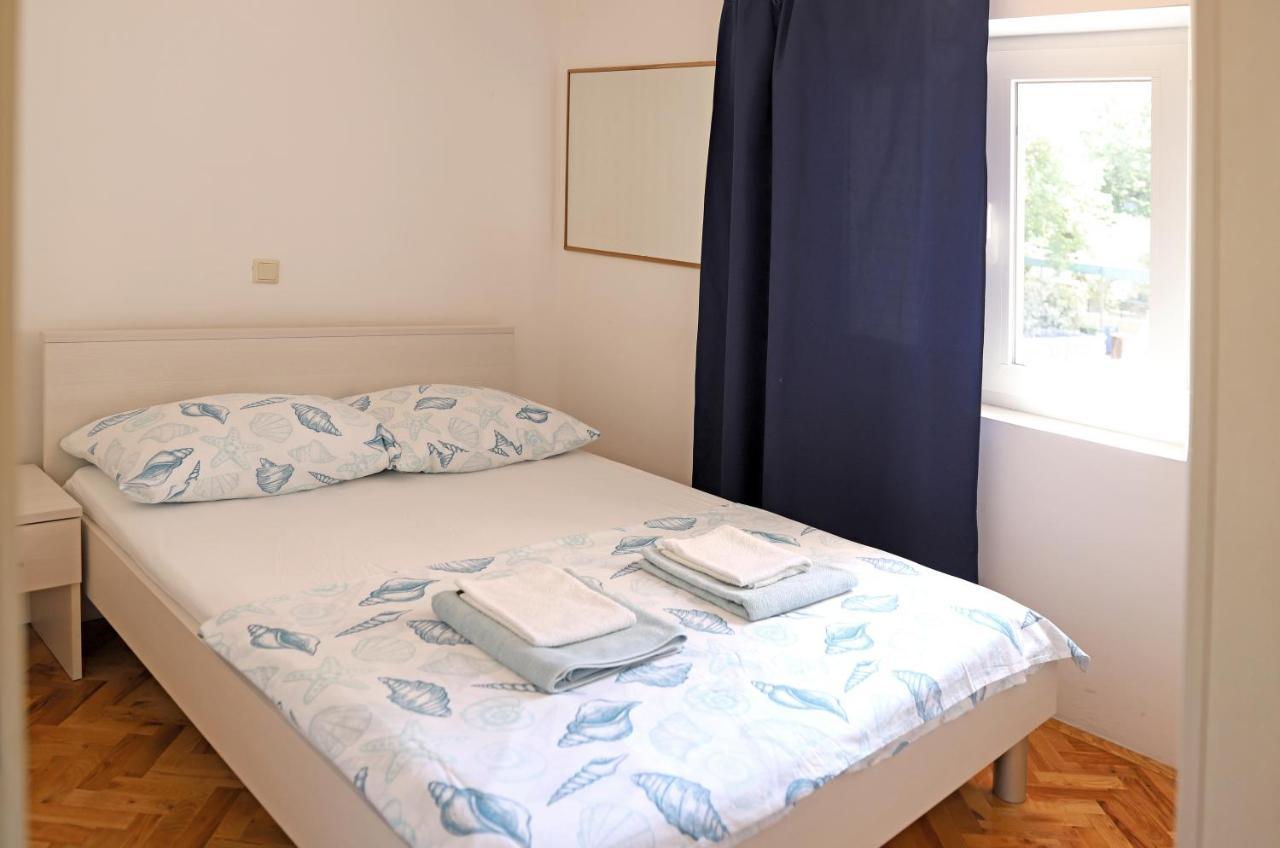Apartment Hudan Малинска Екстериор снимка