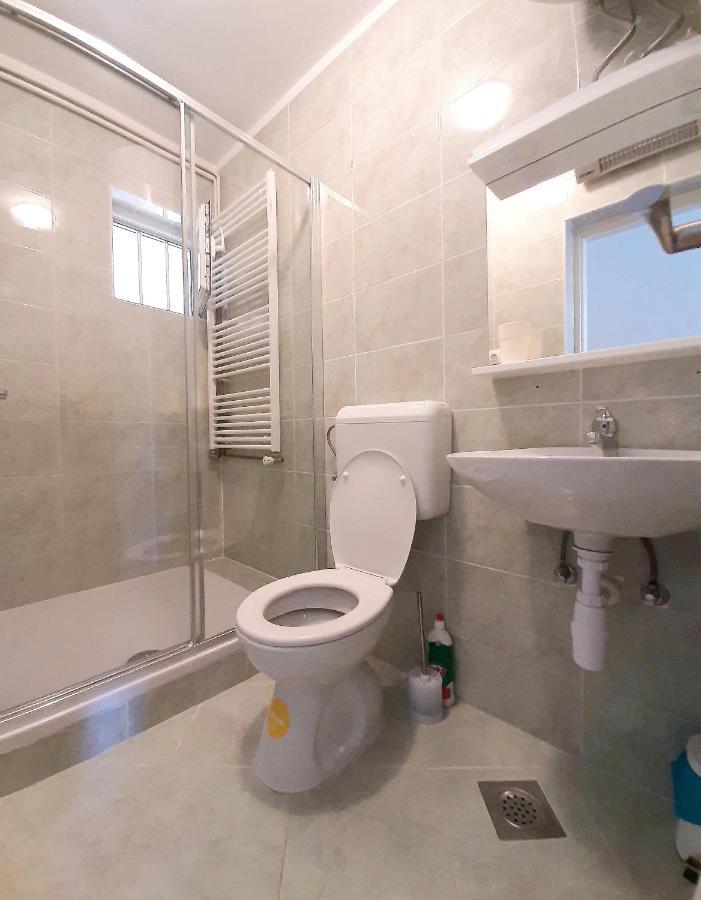 Apartment Hudan Малинска Екстериор снимка