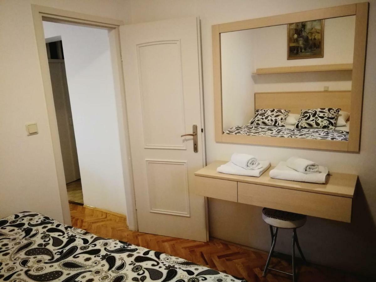 Apartment Hudan Малинска Екстериор снимка